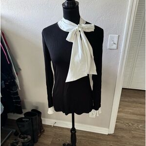 WHBM Bow Top!